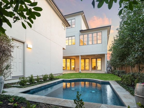3020 Ella Lee Lane, Houston TX 77019