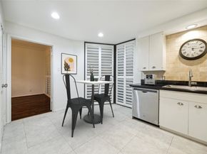 9333 Memorial Drive 301, Houston TX 77024