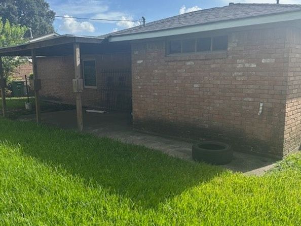 6023 Winterhaven Drive, Houston TX 77087
