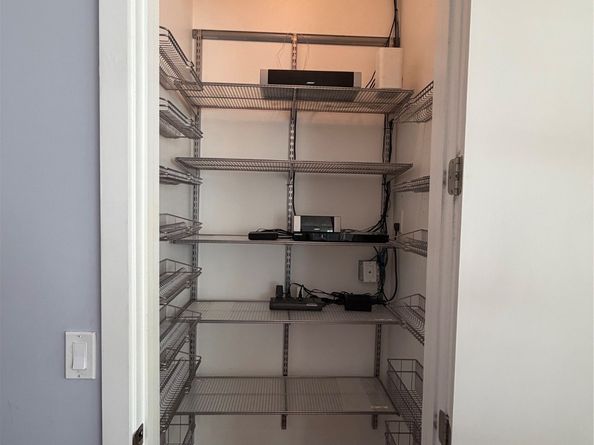 1600 Post Oak Boulevard 1206, Houston TX 77056