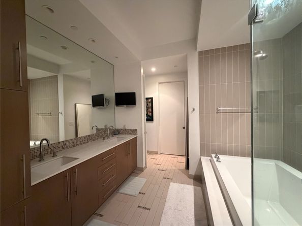 1600 Post Oak Boulevard 1206, Houston TX 77056