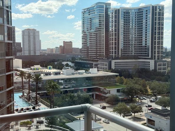 1600 Post Oak Boulevard 1206, Houston TX 77056