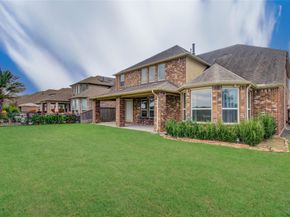 66 Zenith Lane, Sugar Land TX 77498