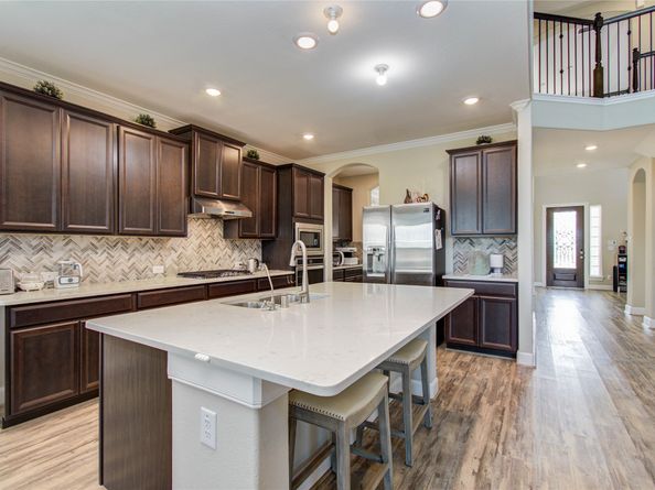 66 Zenith Lane, Sugar Land TX 77498