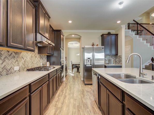 66 Zenith Lane, Sugar Land TX 77498