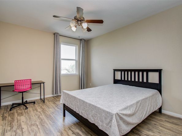 66 Zenith Lane, Sugar Land TX 77498