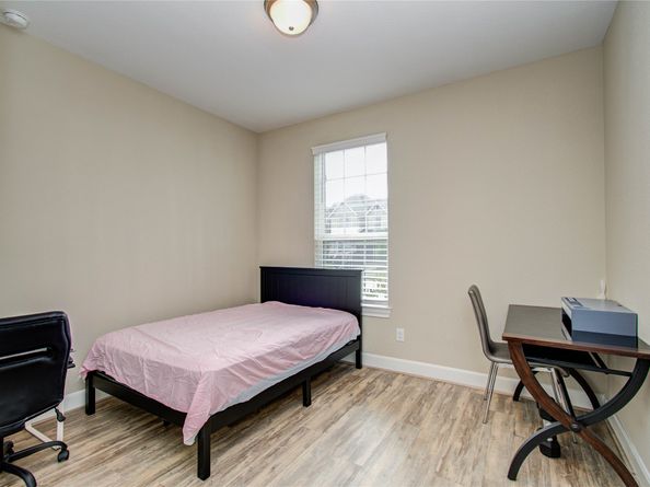 66 Zenith Lane, Sugar Land TX 77498