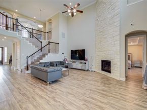 66 Zenith Lane, Sugar Land TX 77498