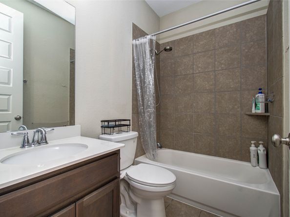 66 Zenith Lane, Sugar Land TX 77498
