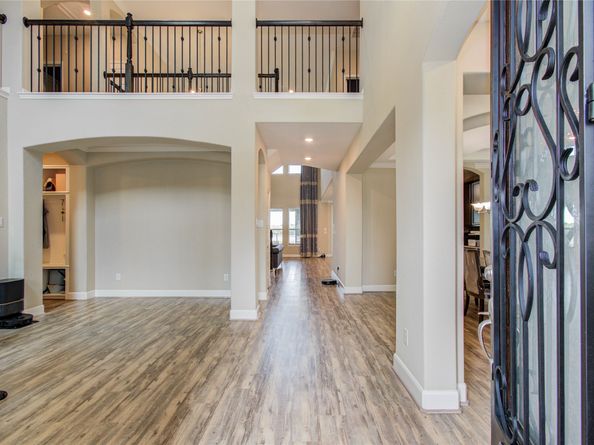 66 Zenith Lane, Sugar Land TX 77498