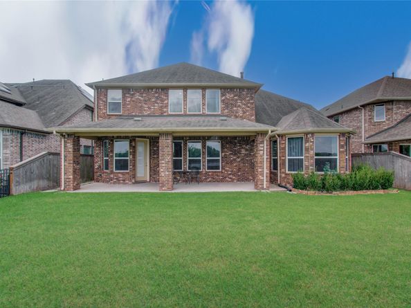 66 Zenith Lane, Sugar Land TX 77498