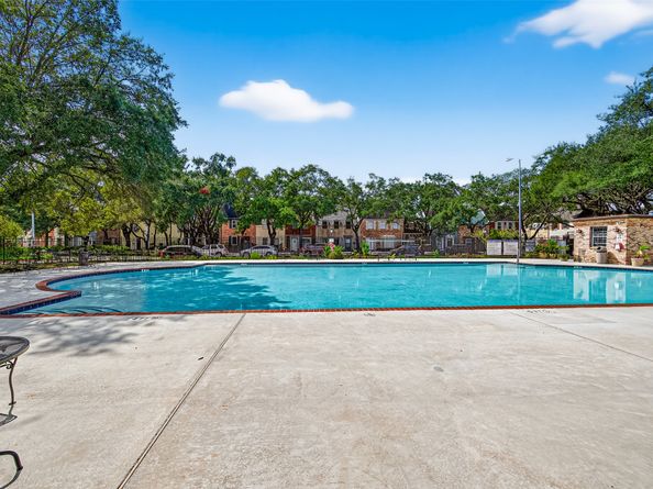 5208 Arboles Drive A4, Houston TX 77035