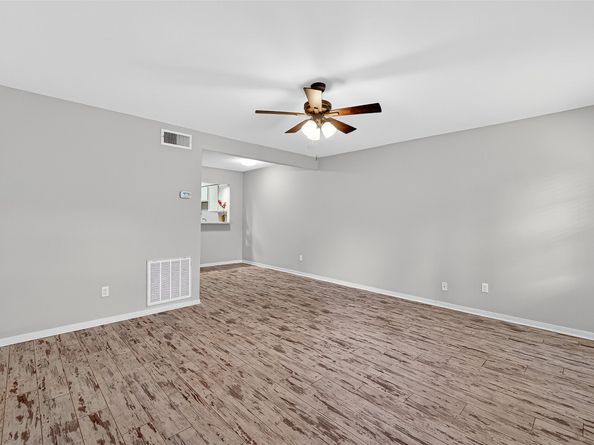 5208 Arboles Drive A4, Houston TX 77035