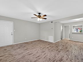 5208 Arboles Drive A4, Houston TX 77035