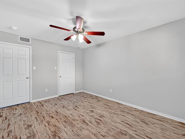 5208 Arboles Drive A4, Houston TX 77035