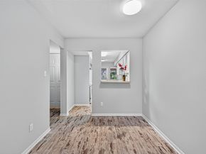 5208 Arboles Drive A4, Houston TX 77035