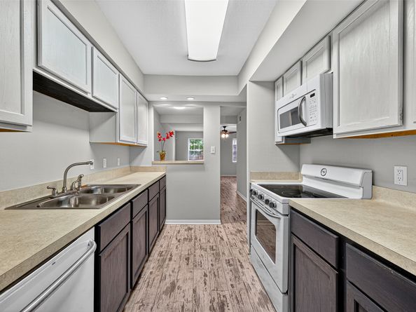 5208 Arboles Drive A4, Houston TX 77035