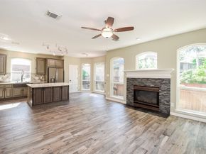 12869 Kingsbridge Lane, Houston TX 77077