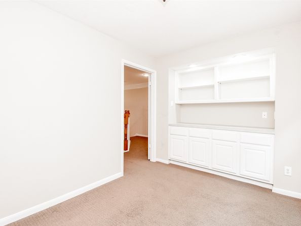 12869 Kingsbridge Lane, Houston TX 77077