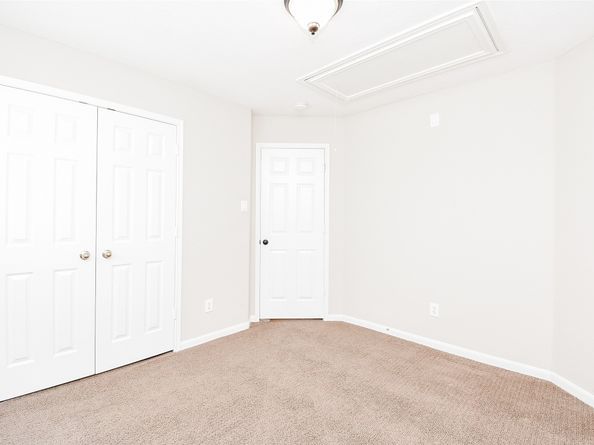 12869 Kingsbridge Lane, Houston TX 77077