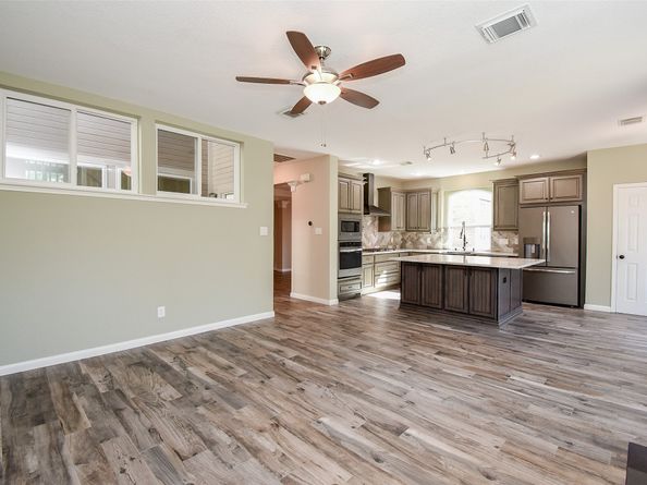 12869 Kingsbridge Lane, Houston TX 77077