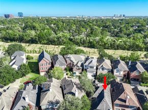 12869 Kingsbridge Lane, Houston TX 77077