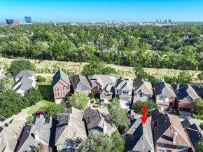 12869 Kingsbridge Lane, Houston TX 77077