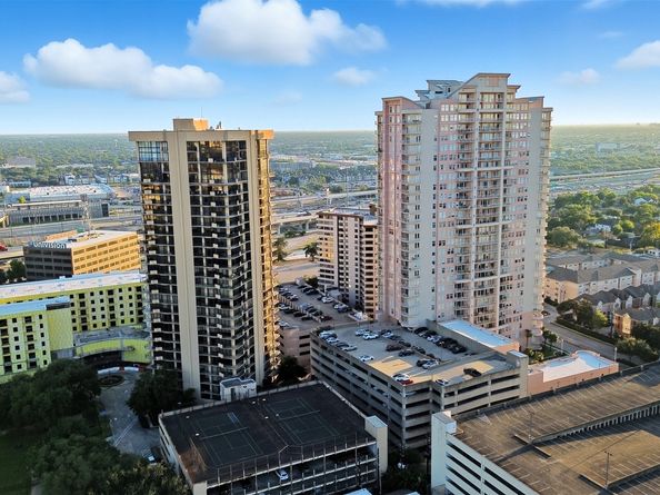 3350 Mccue Road 2402, Houston TX 77056