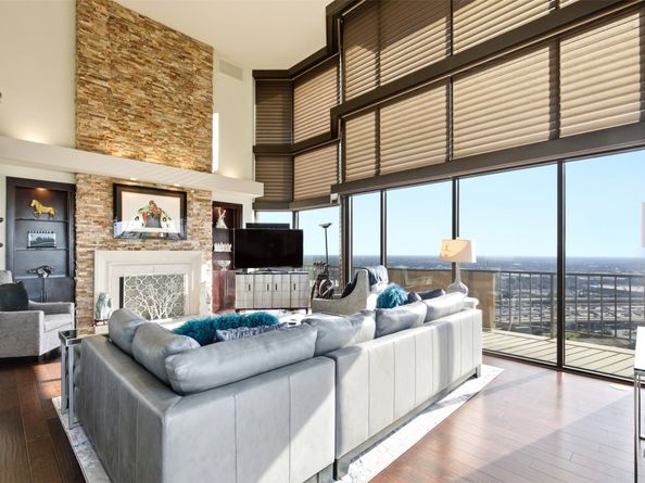 3350 Mccue Road 2402, Houston TX 77056