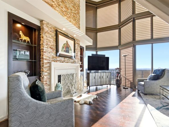3350 Mccue Road 2402, Houston TX 77056
