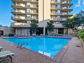 3350 Mccue Road 2402, Houston TX 77056