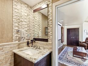 3350 Mccue Road 2402, Houston TX 77056