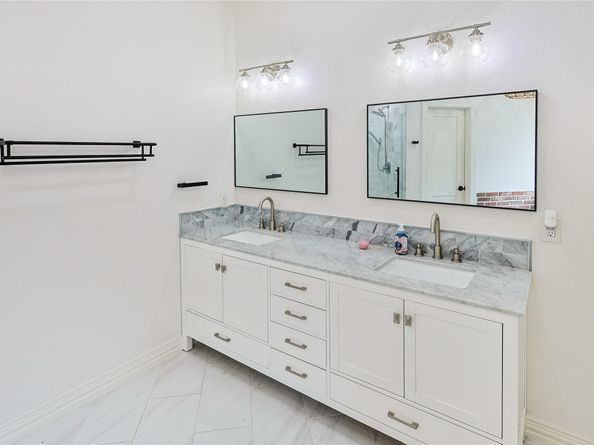 16114 Arborlea Drive, Friendswood TX 77546