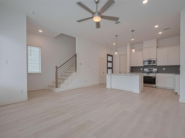 8911 Grovner Place, Houston TX 77055