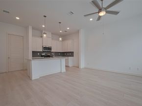 8911 Grovner Place, Houston TX 77055