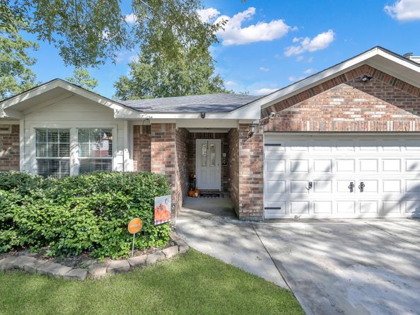 123 Genesee Ridge Drive, The Woodlands TX 77385