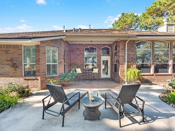 20471 Bentwood Oaks Drive, Porter TX 77365