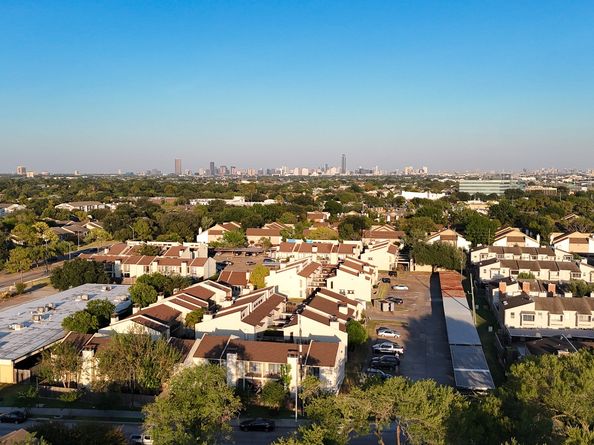 10169 Oakberry Street, Houston TX 77042