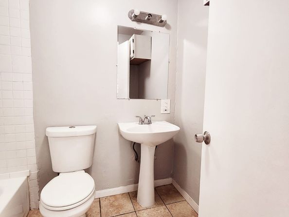 11314 Courtshire A, Houston TX 77076