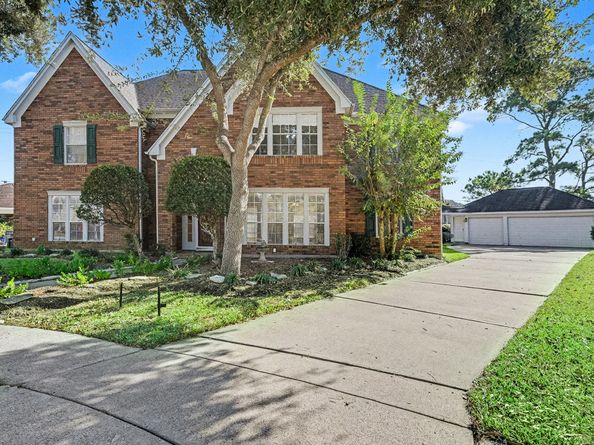 2125 Tipperary Drive, Pearland TX 77581