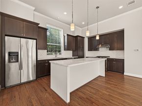 1040 W 26th Street A, Houston TX 77008