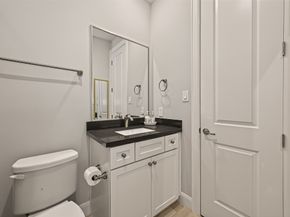 1040 W 26th Street A, Houston TX 77008