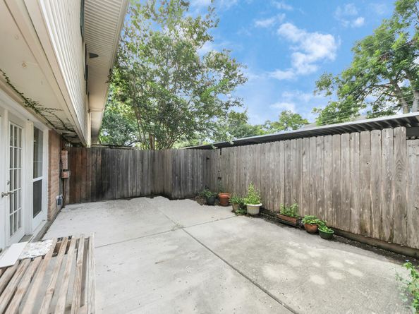 832 Wax Myrtle lane 832, Houston TX 77079