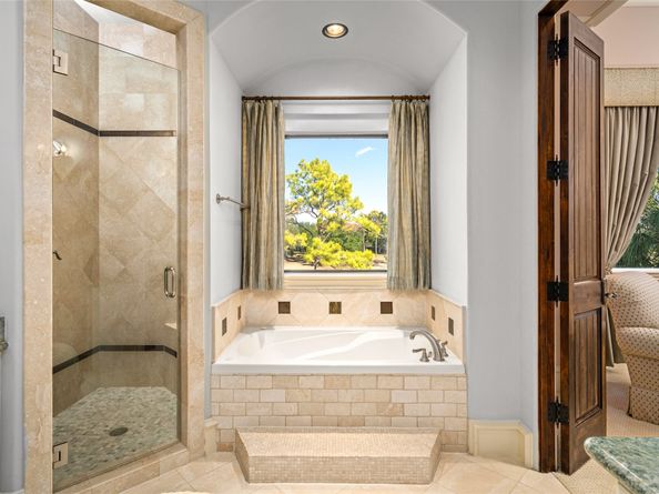 3511 Avignon Court, Houston TX 77082