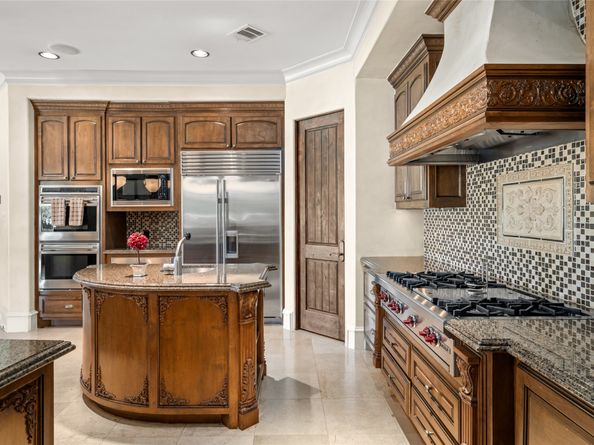 3511 Avignon Court, Houston TX 77082