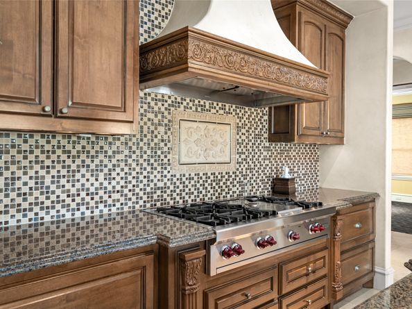 3511 Avignon Court, Houston TX 77082