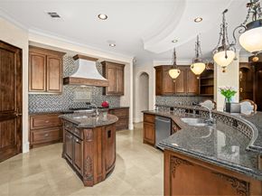 3511 Avignon Court, Houston TX 77082