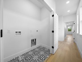 1305 Amundsen St N, Houston TX 77009