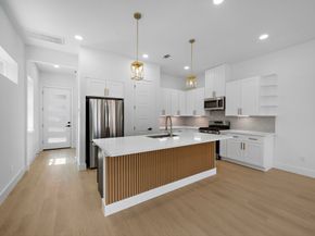 1305 Amundsen St N, Houston TX 77009