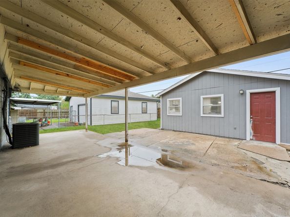 11301 O Donnell Drive, Houston TX 77076